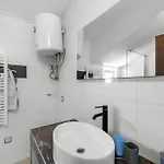 Awesome In With House Sea View *