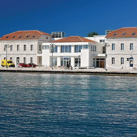 Apartamento 1 Bedroom Gorgeous In