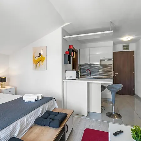 Lägenhet 1 Bedroom Gorgeous Apartment In Vodice