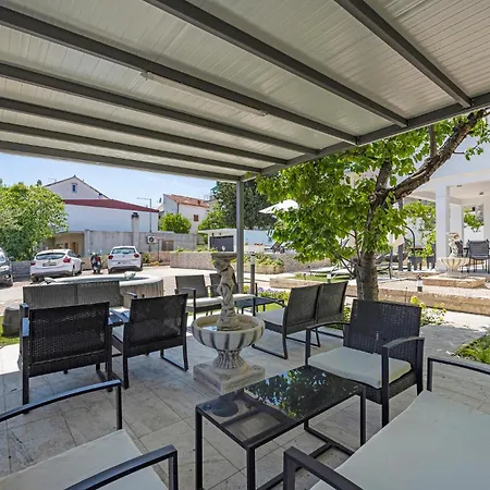 1 Bedroom Gorgeous Apartment In Vodice