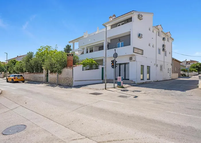 1 Bedroom In Appartement *