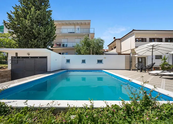 1 Bedroom In * 沃迪切